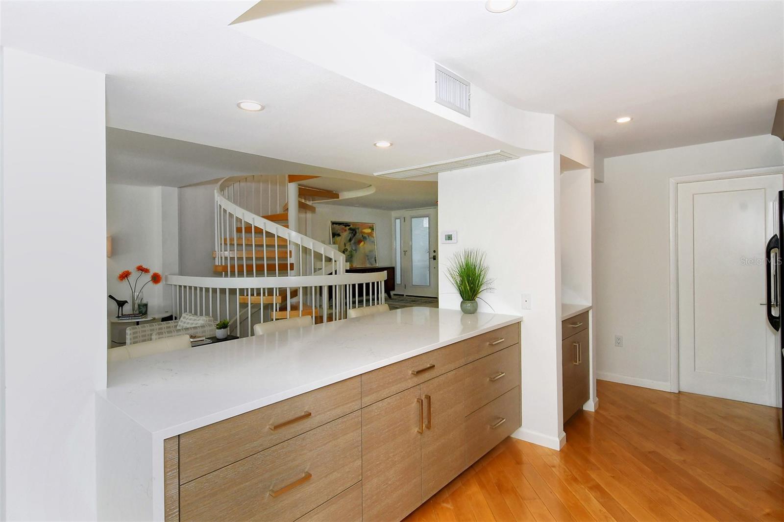 CONDO ON THE BAY - Residential Lease