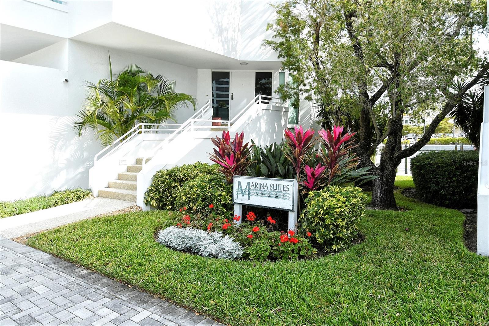 CONDO ON THE BAY - Residential Lease