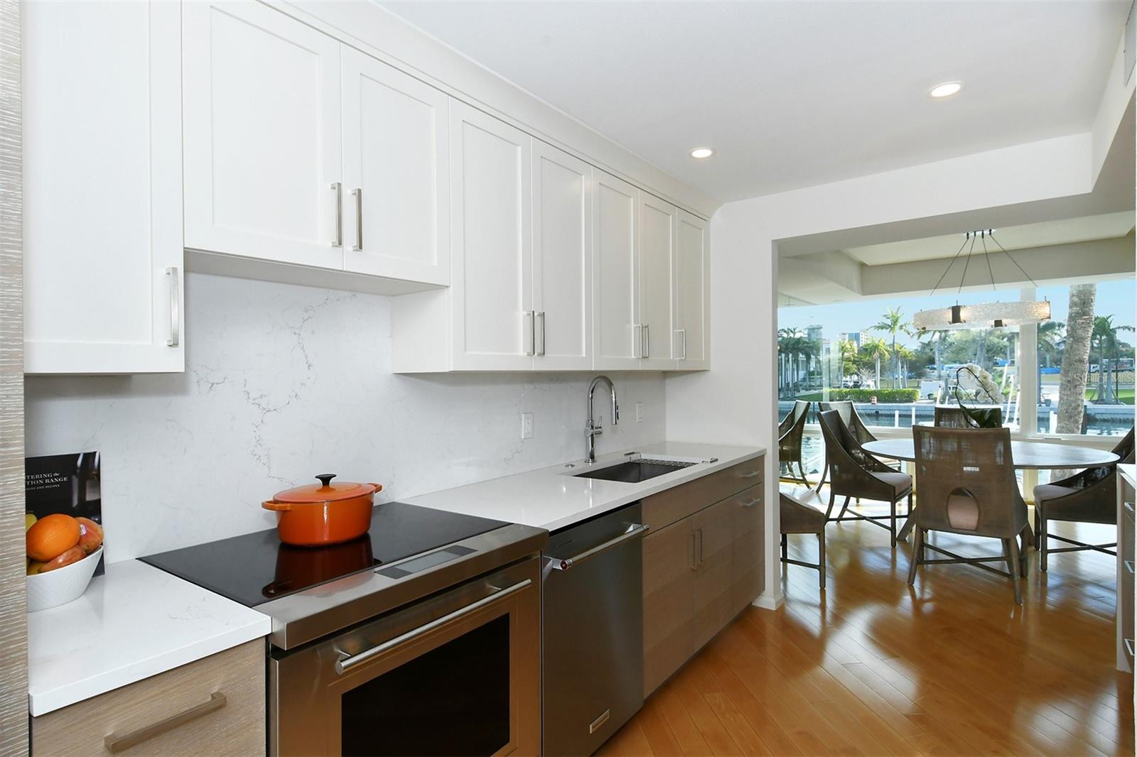 CONDO ON THE BAY - Residential Lease