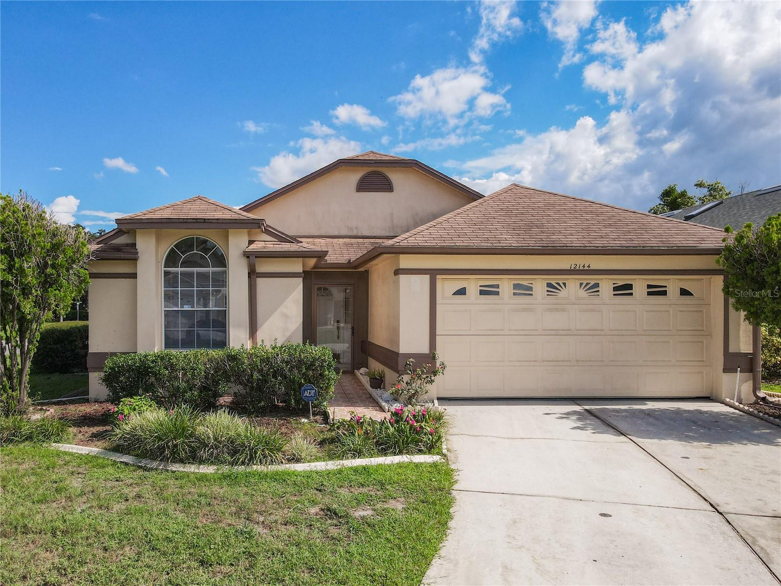Welcome to this charming 3-bedroom, 2-bath home situated on a quiet cul-de-sac corner lot in the desirable Huckleberry Fields neighborhood of Waterford Lakes. This one-story residence offers 1,441 sq ft of well-laid-out living space, featuring an open floor plan, a spacious kitchen, and large windows that fill the home with natural light. You can enjoy peace of mind knowing the home was fully replumbed in 2007 and the air conditioning system was replaced in 2022. The home also includes a fenced backyard, providing a perfect space for pets to run around, and a finished 2-car garage.
This home is part of a well-maintained community with a low HOA and no CDD fees, offering amenities such as a pool, playground, and sports courts. The location offers incredible convenience, with a Walmart just across the street and other major retailers like Lowe's and Publix less than a mile away. You are also just moments from the expansive Waterford Lakes Town Center, numerous restaurants, and top-rated "A" schools including Waterford Elementary, Discovery Middle, and Timber Creek High. Plus, with easy access to major highways like the 408 and 417, you have a quick commute to Downtown Orlando, UCF, and more.