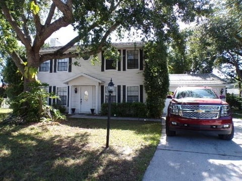 Photo of 5766 Forester Pine Court, Sarasota, FL 34243 (MLS # A4700144)