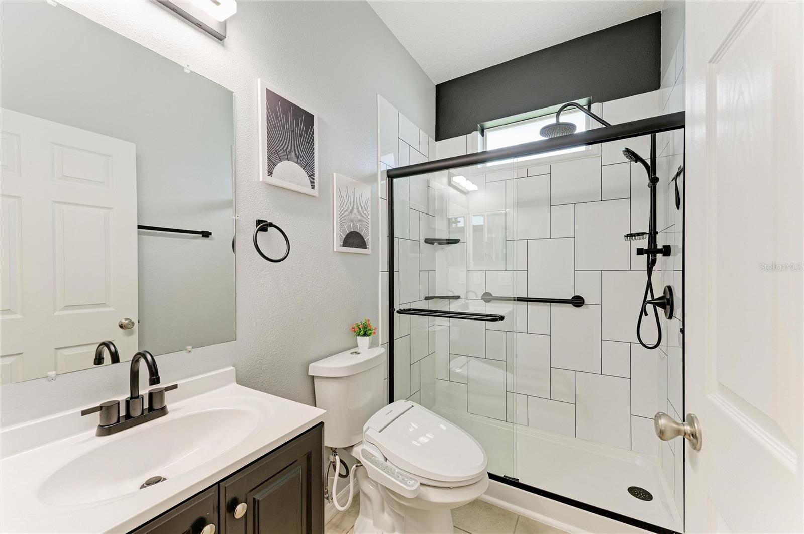 STERLING LAKE - Residential