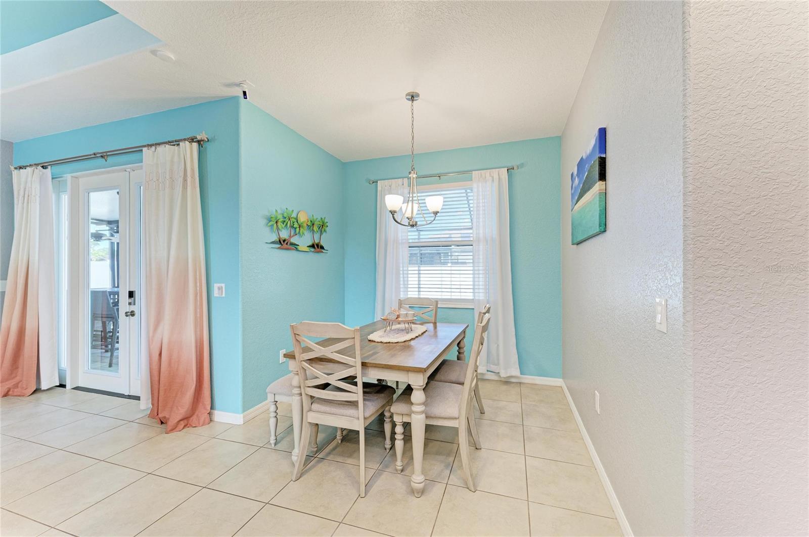 STERLING LAKE - Residential