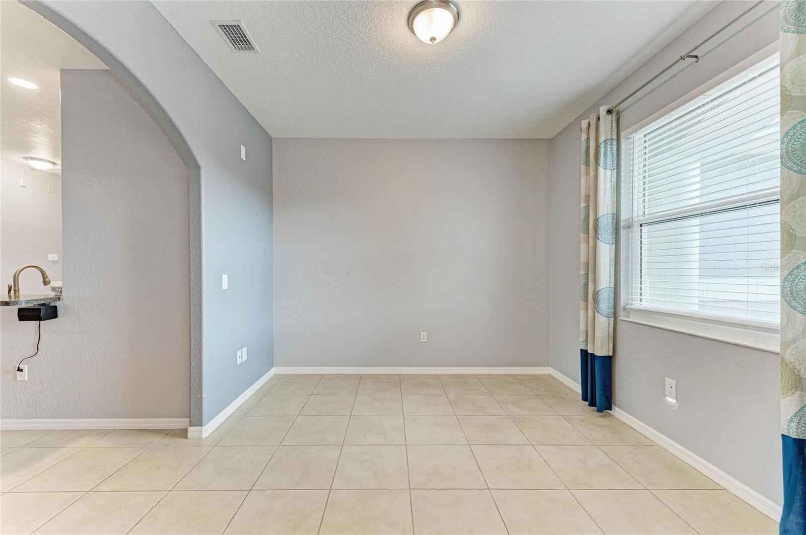 STERLING LAKE - Residential