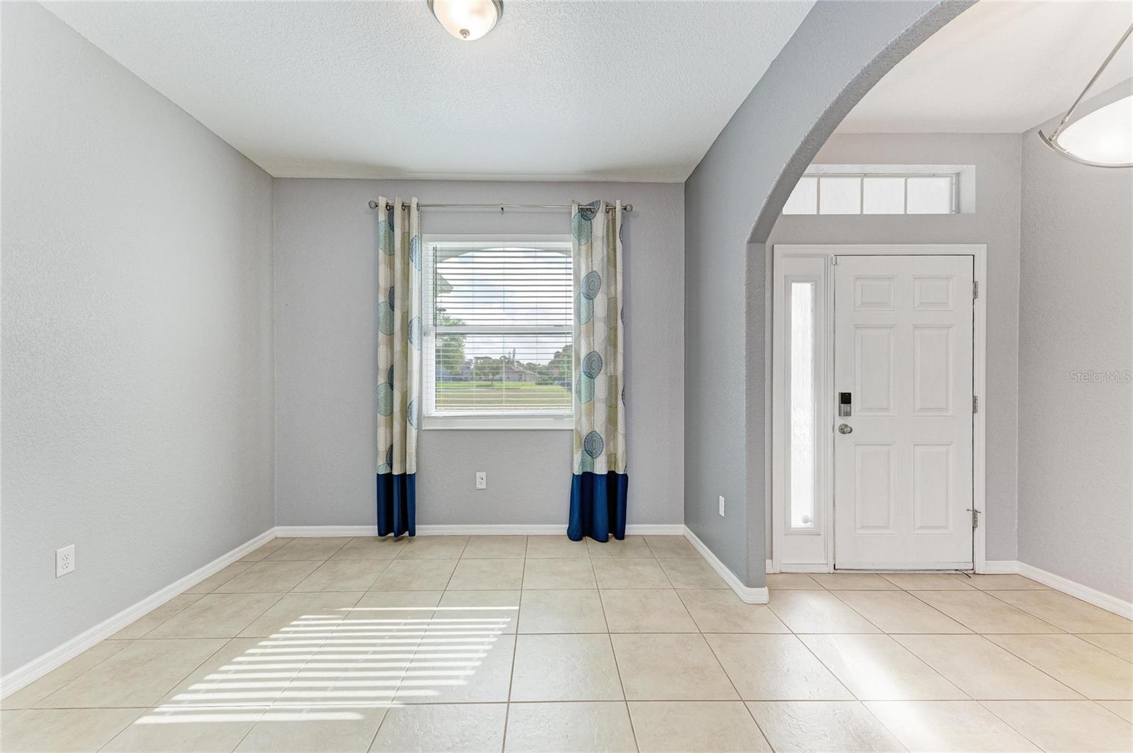 STERLING LAKE - Residential