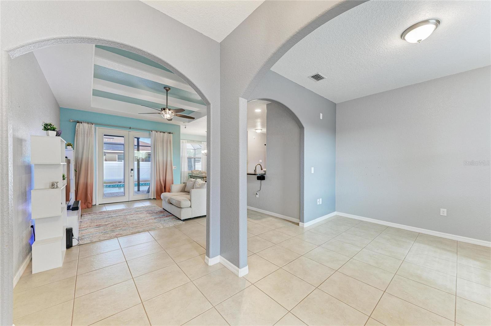 STERLING LAKE - Residential