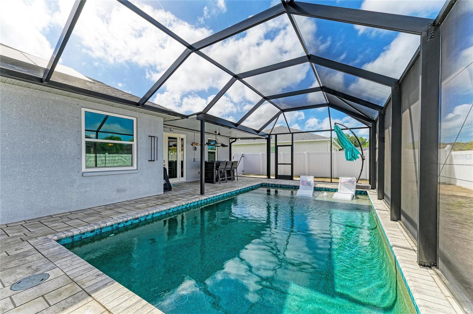 STERLING LAKE - Residential