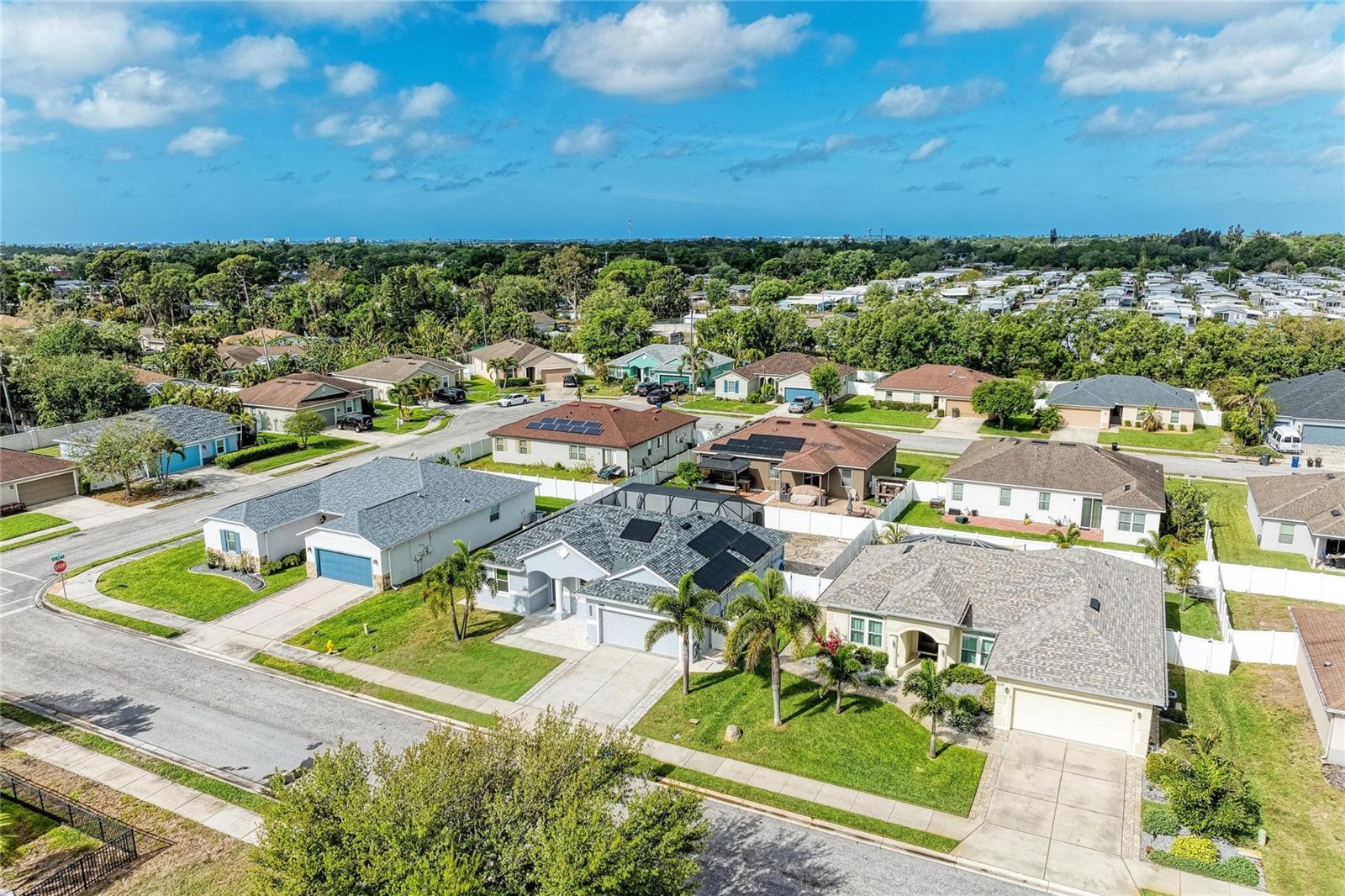 STERLING LAKE - Residential