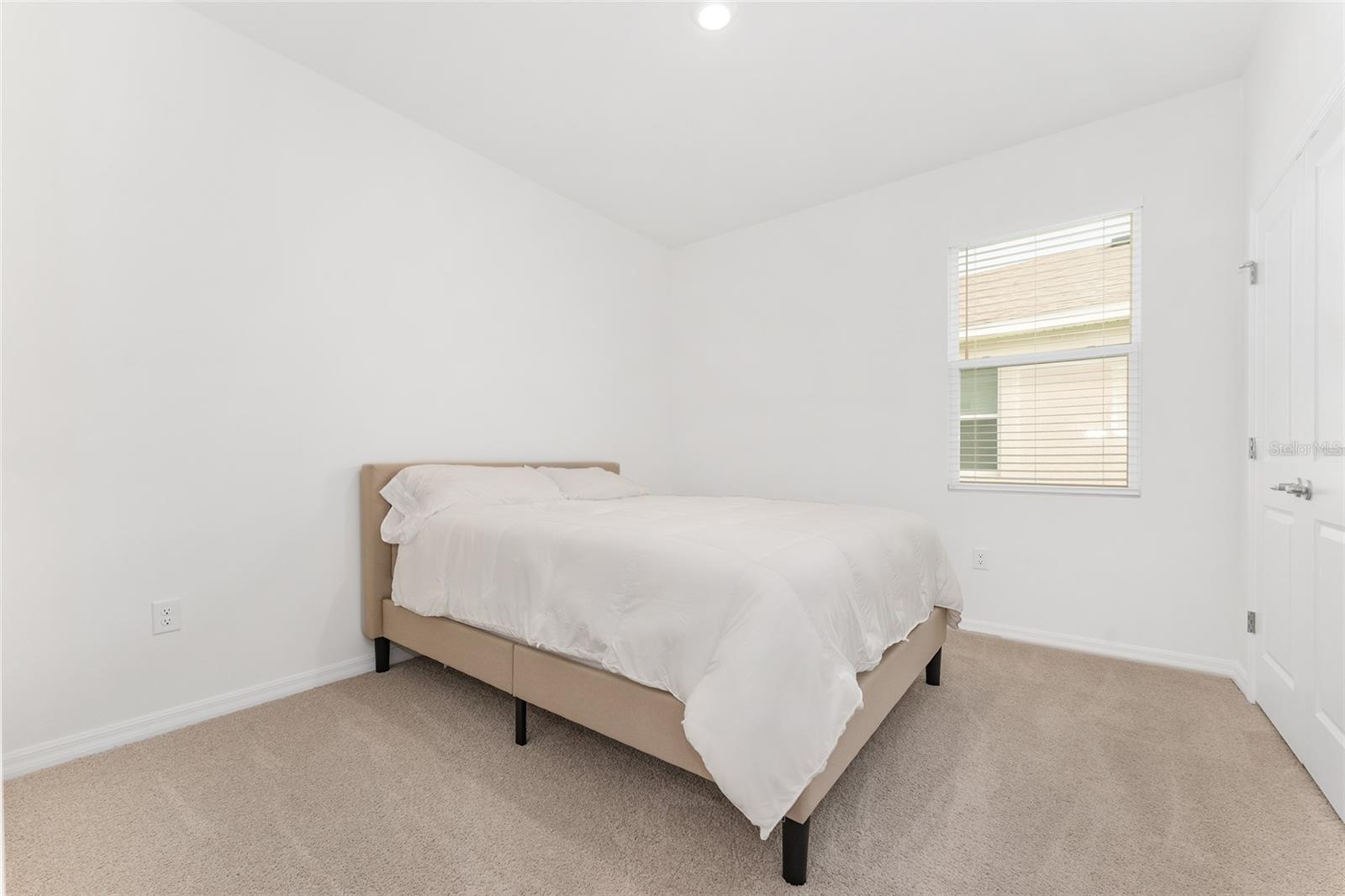 OCALA PRESERVE PH 8 - Residential Lease