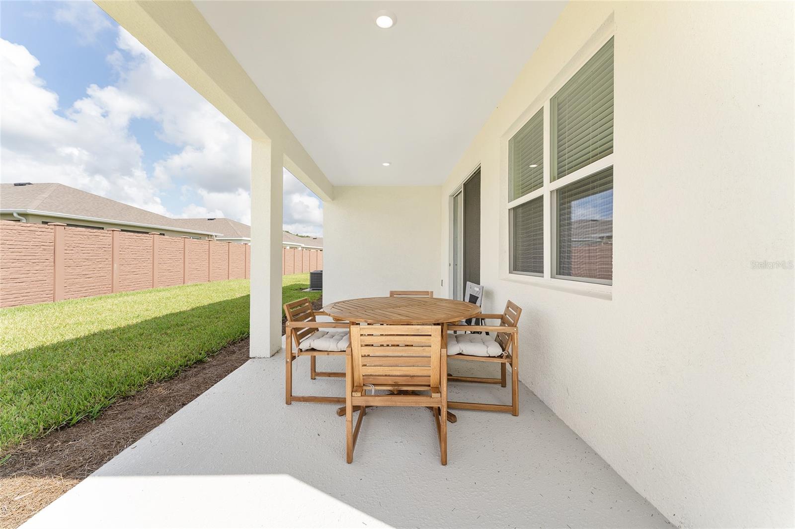 OCALA PRESERVE PH 8 - Residential Lease