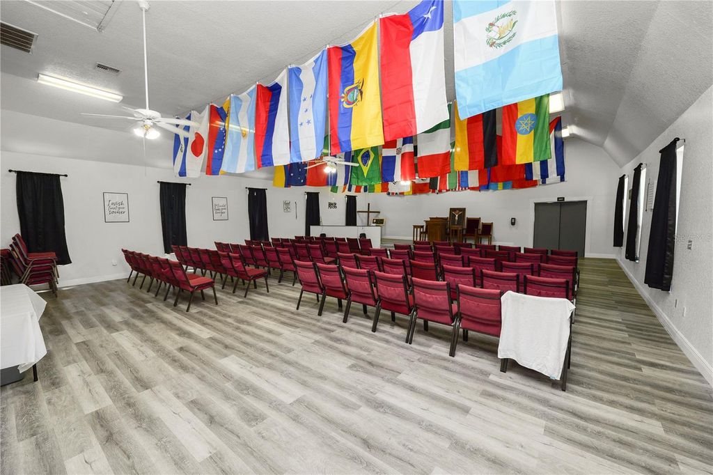 Photo of 5701 Mcduffie Avenue, Mulberry, FL 33860 (MLS # L4956864)