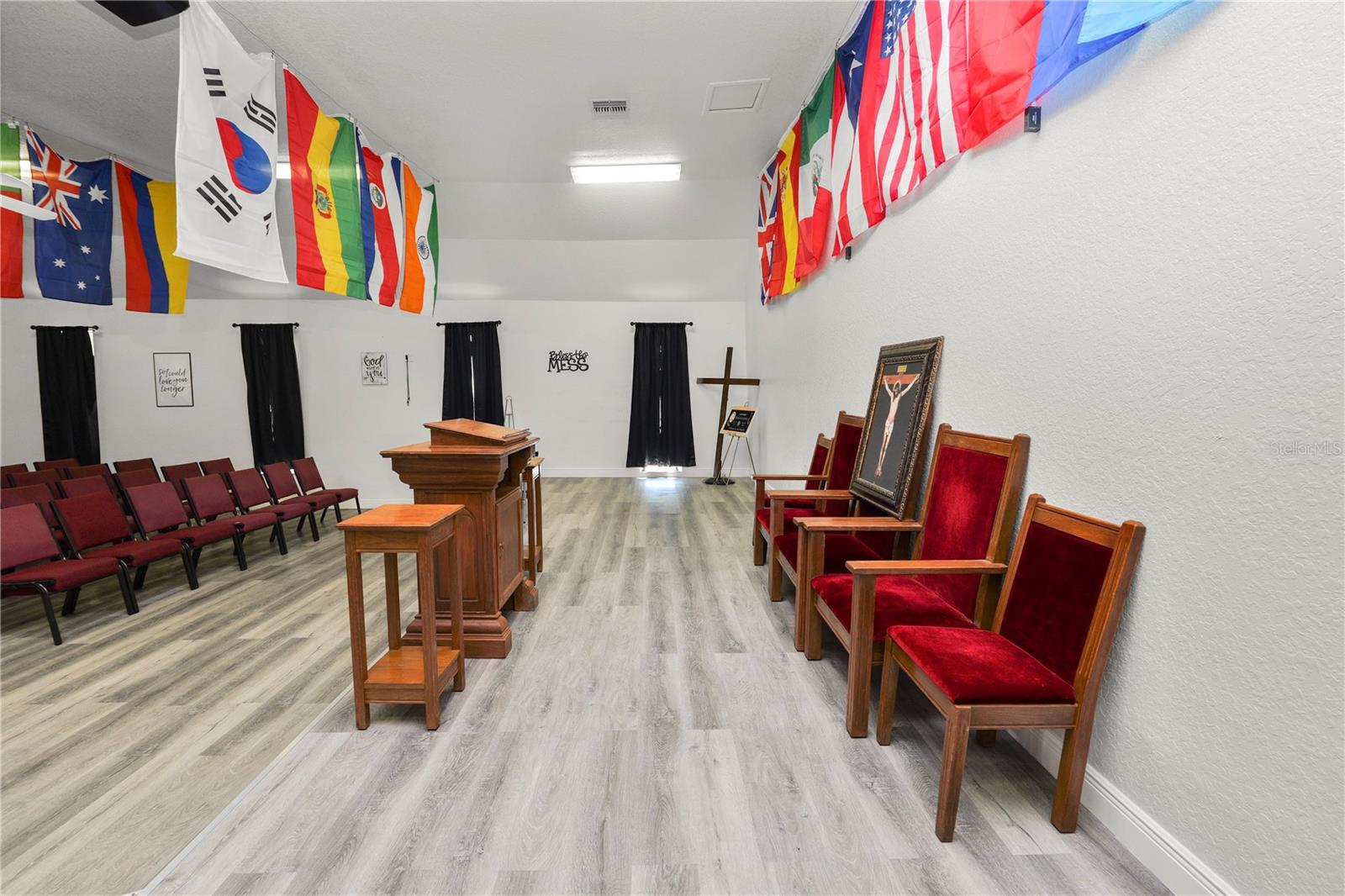 ROLLING HILLS SUB - Commercial Sale