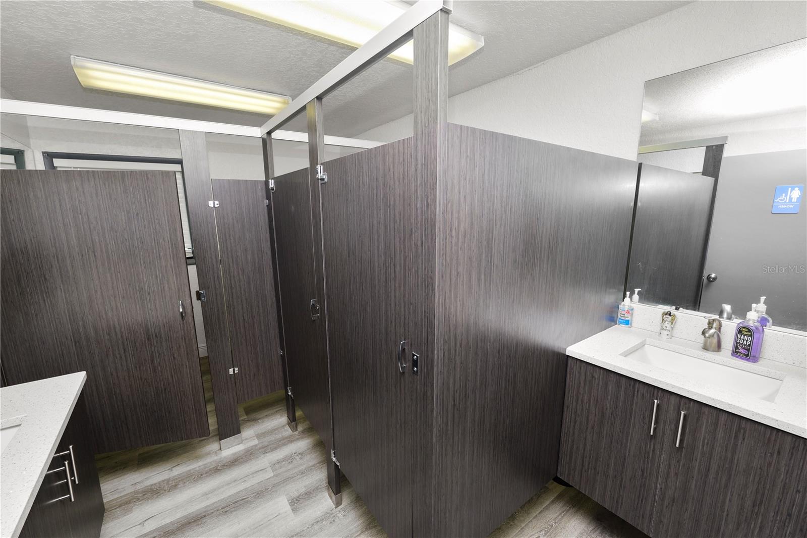 5701 MCDUFFIE AVENUE