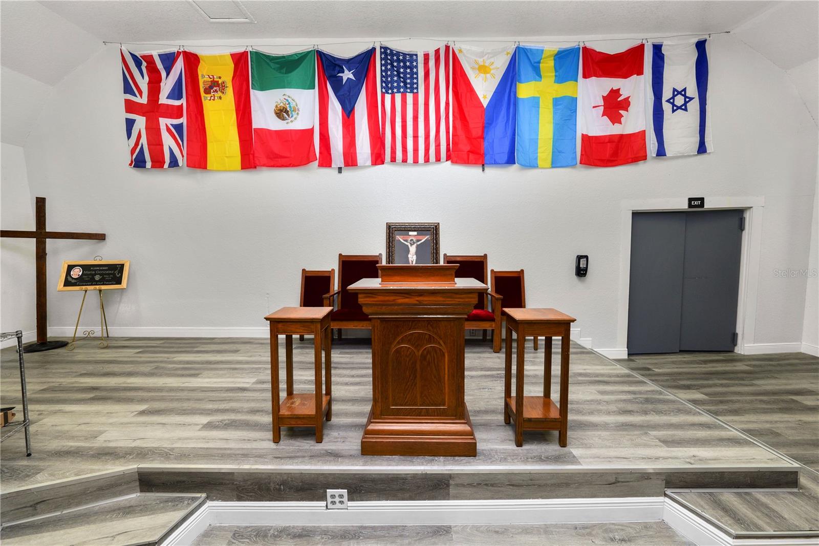 ROLLING HILLS SUB - Commercial Sale