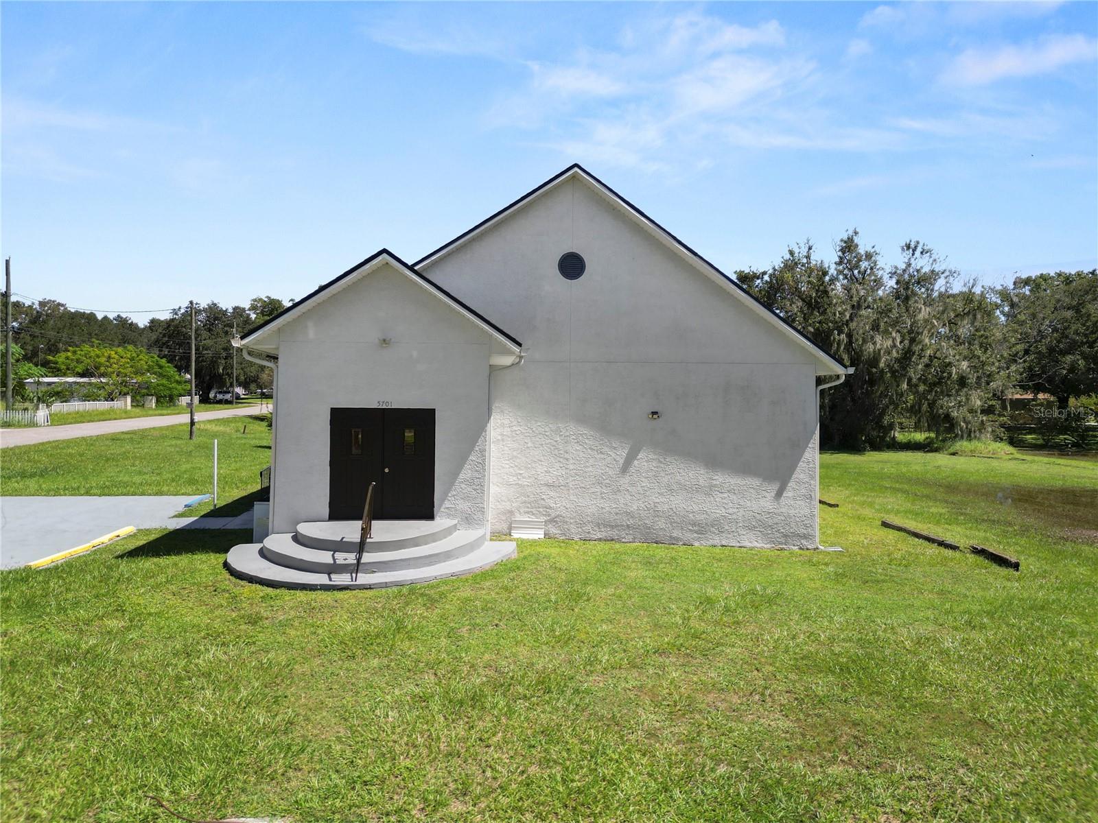 ROLLING HILLS SUB - Commercial Sale