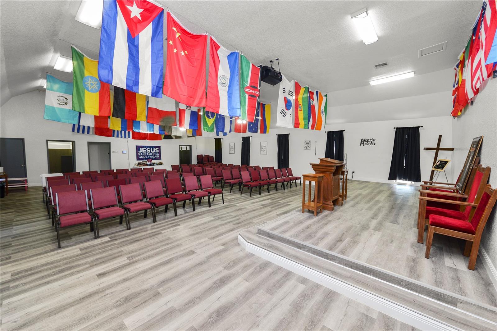 ROLLING HILLS SUB - Commercial Sale