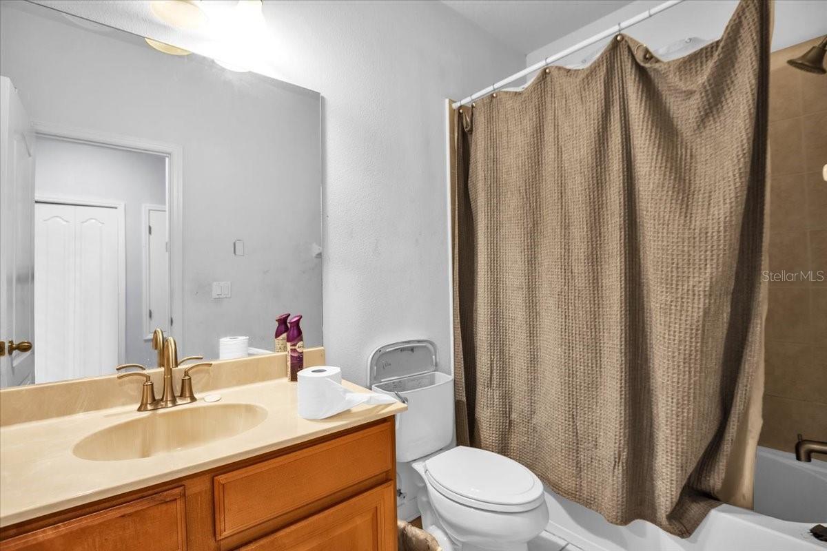 BRADFORD MANOR TWNHMS - Residential