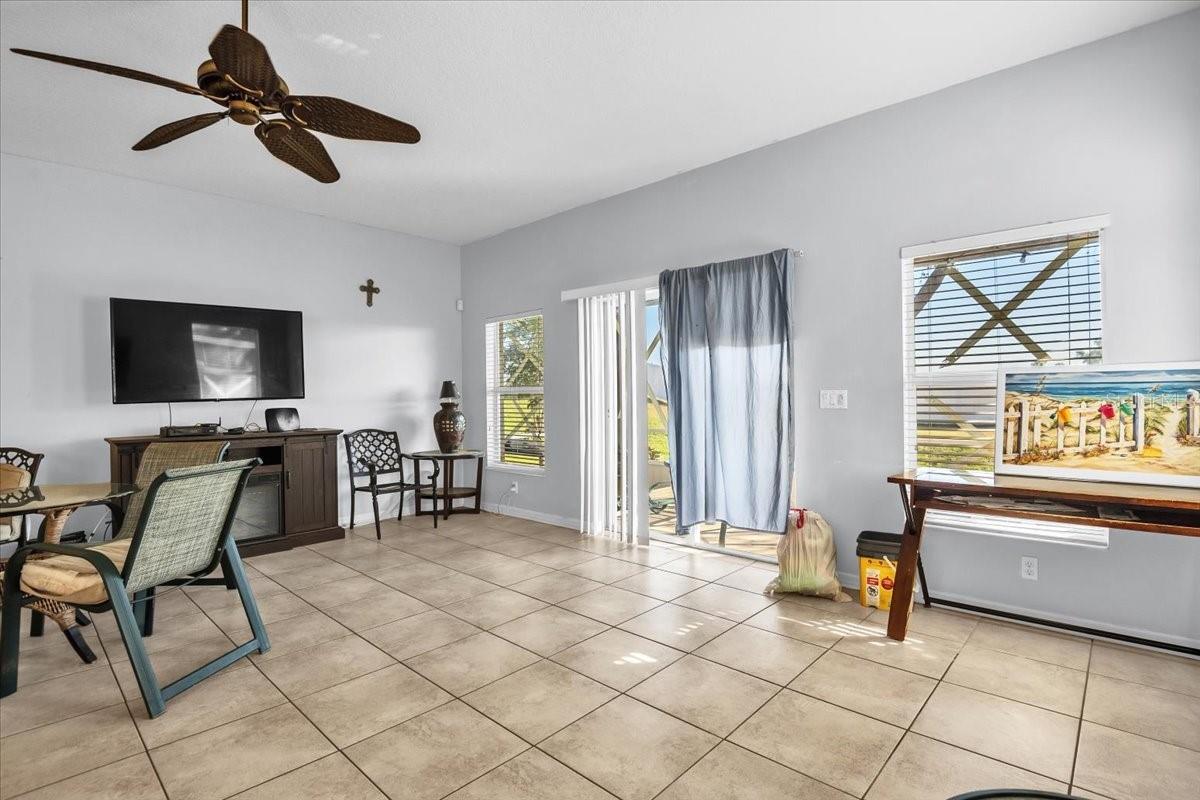 BRADFORD MANOR TWNHMS - Residential