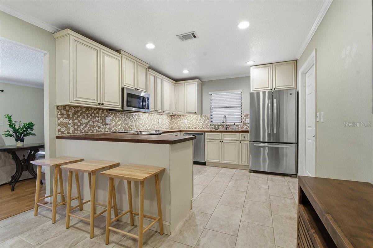 GEORGETOWNE - Residential