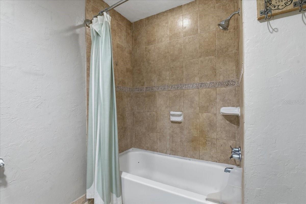 GEORGETOWNE - Residential