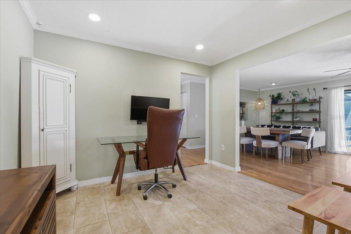 GEORGETOWNE - Residential