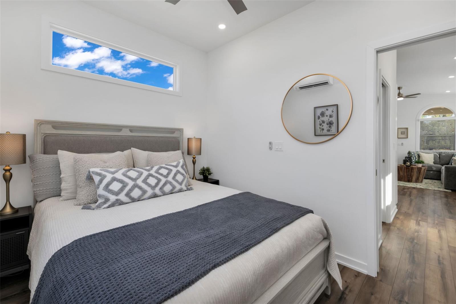 SOLANA COTTAGE RESORT - Residential