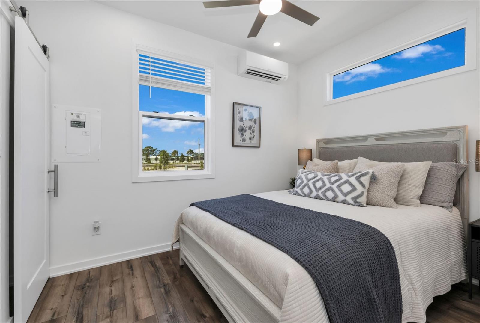 SOLANA COTTAGE RESORT - Residential