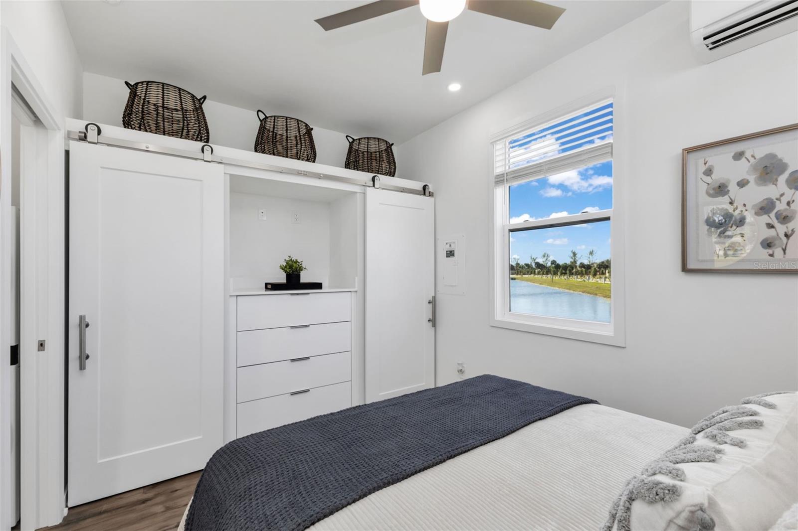 SOLANA COTTAGE RESORT - Residential