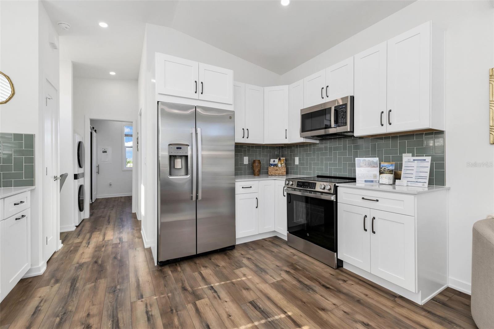 SOLANA COTTAGE RESORT - Residential