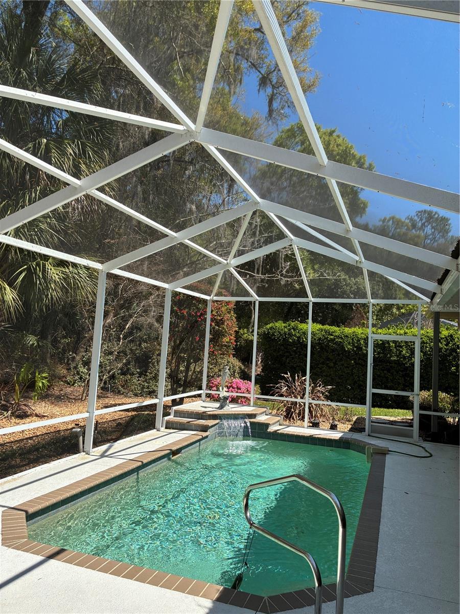 RAINBOW SPRINGS COUNTRY CLUB GRAND PARK - Residential