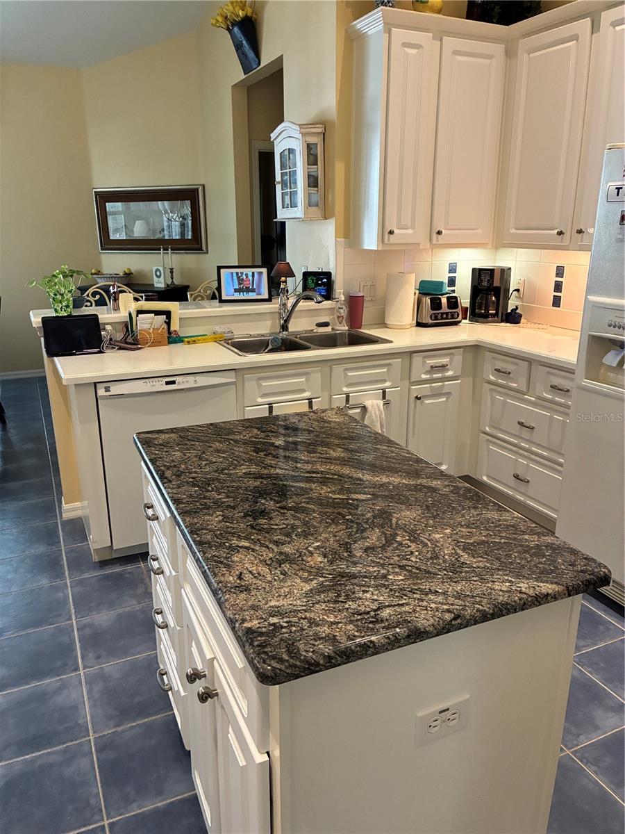 RAINBOW SPRINGS COUNTRY CLUB GRAND PARK - Residential