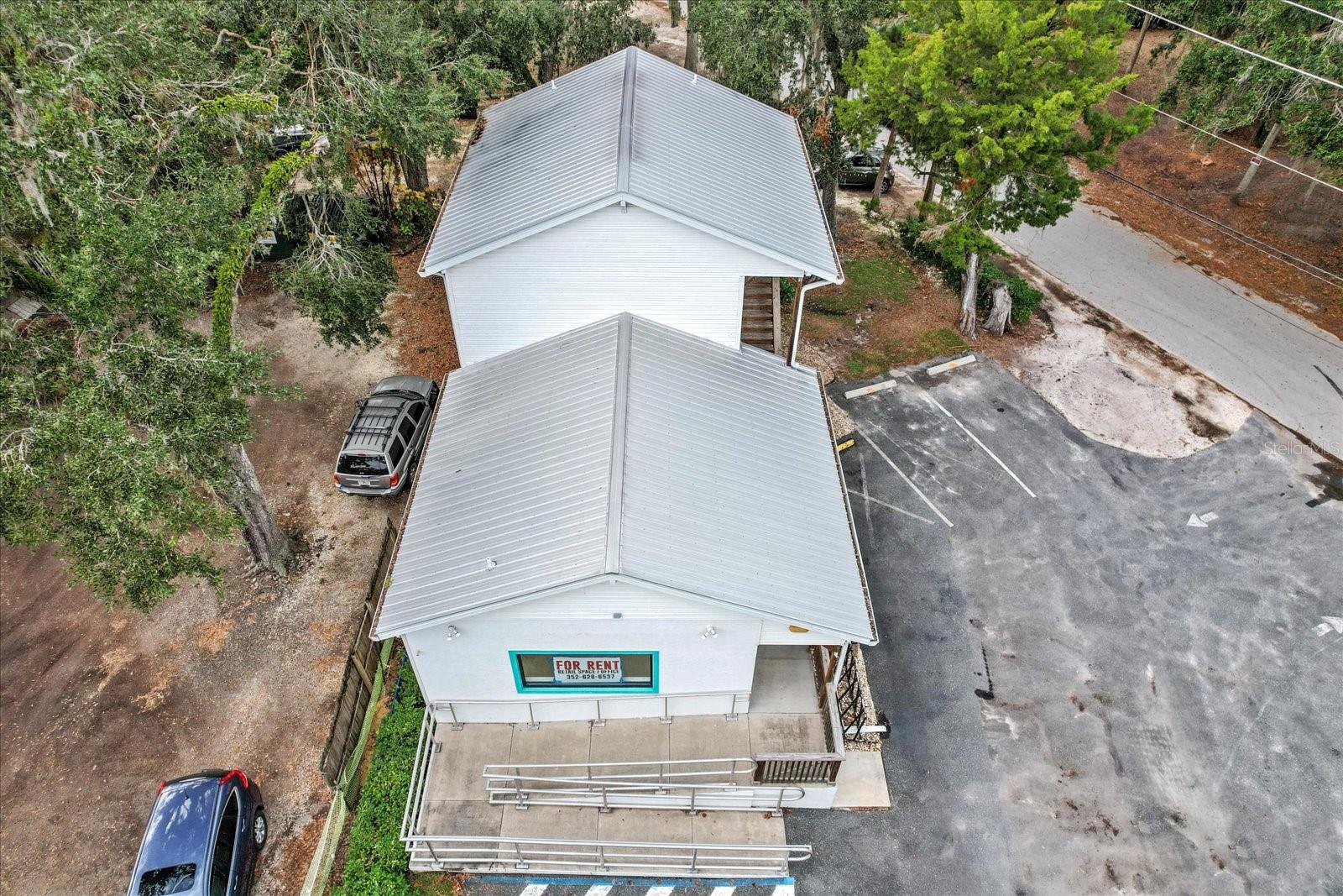 HOMOSASSA TOWN - Commercial Sale