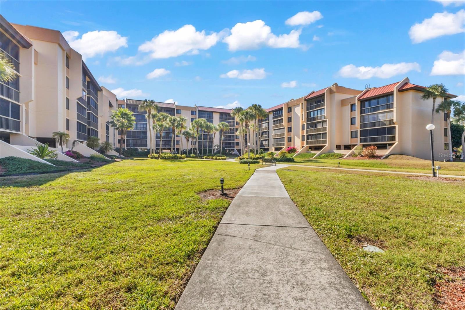 PROMENADES WEST - Residential