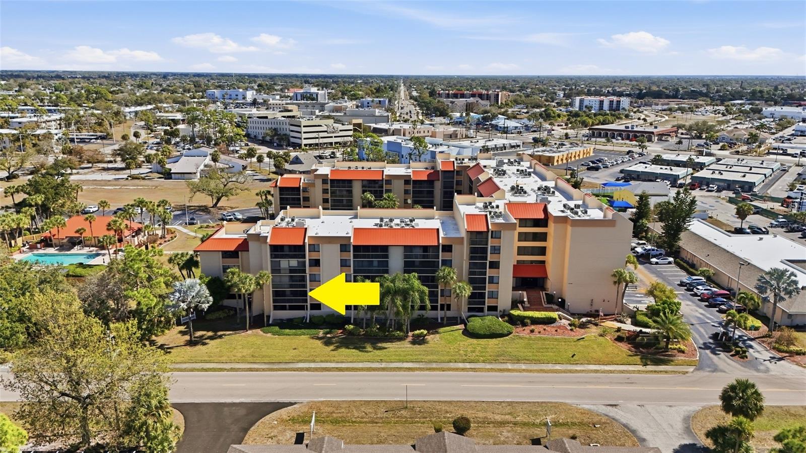 PROMENADES WEST - Residential