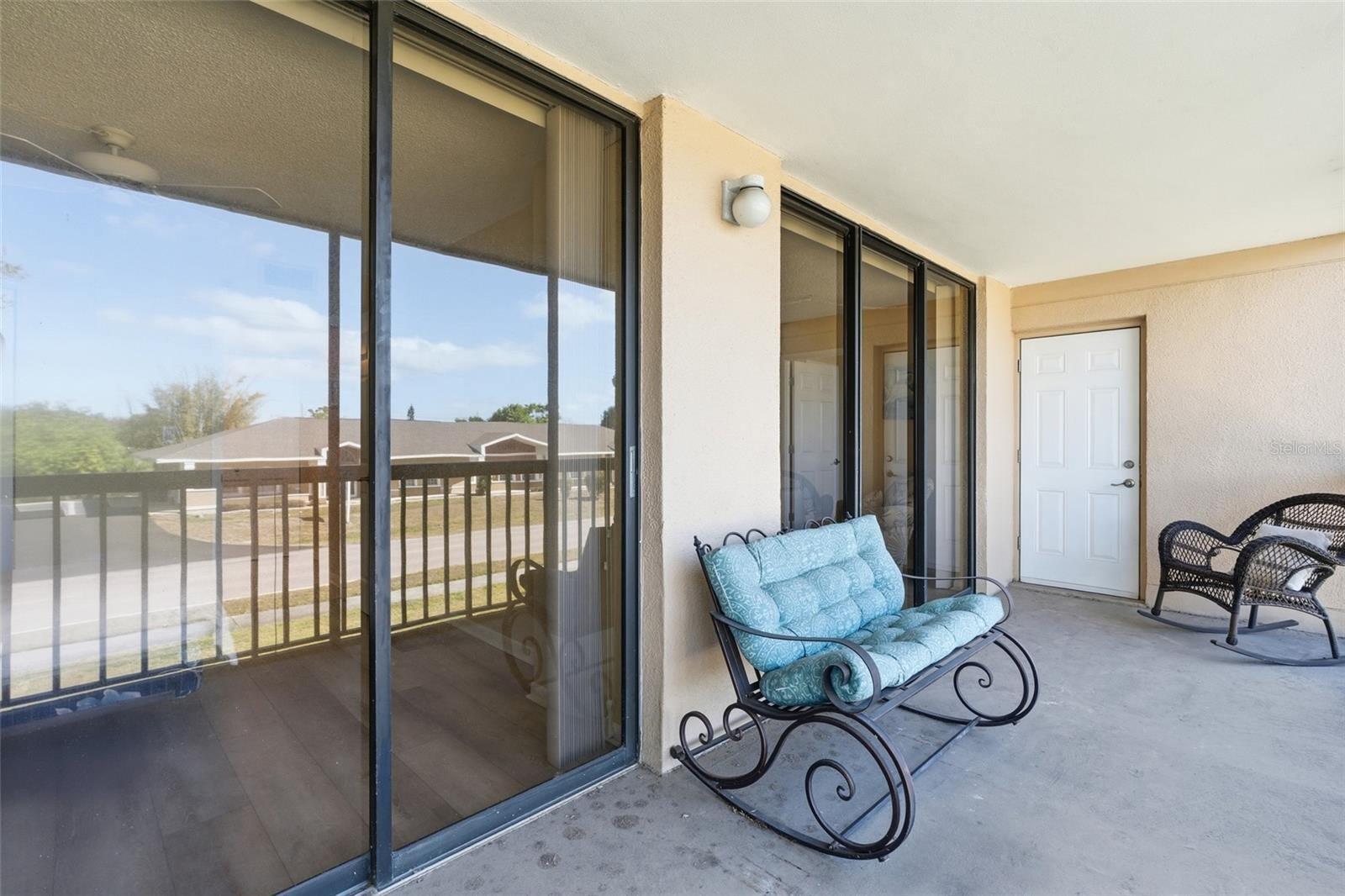 PROMENADES WEST - Residential