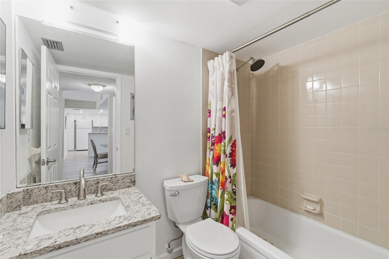 PROMENADES WEST - Residential