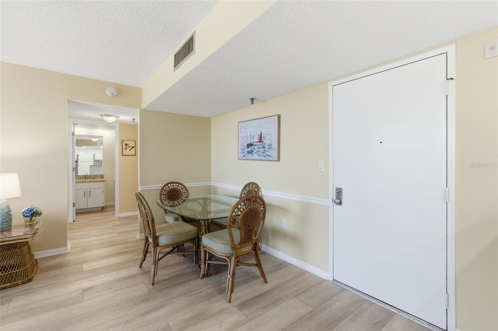 PROMENADES WEST - Residential