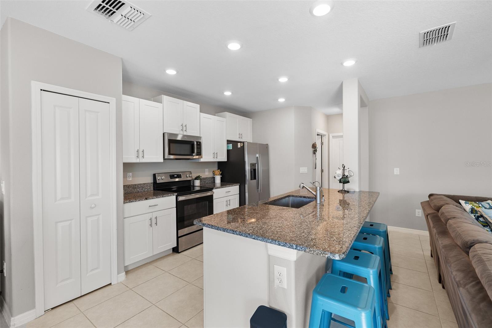 ABBOTT SQUARE PH 1B - Residential