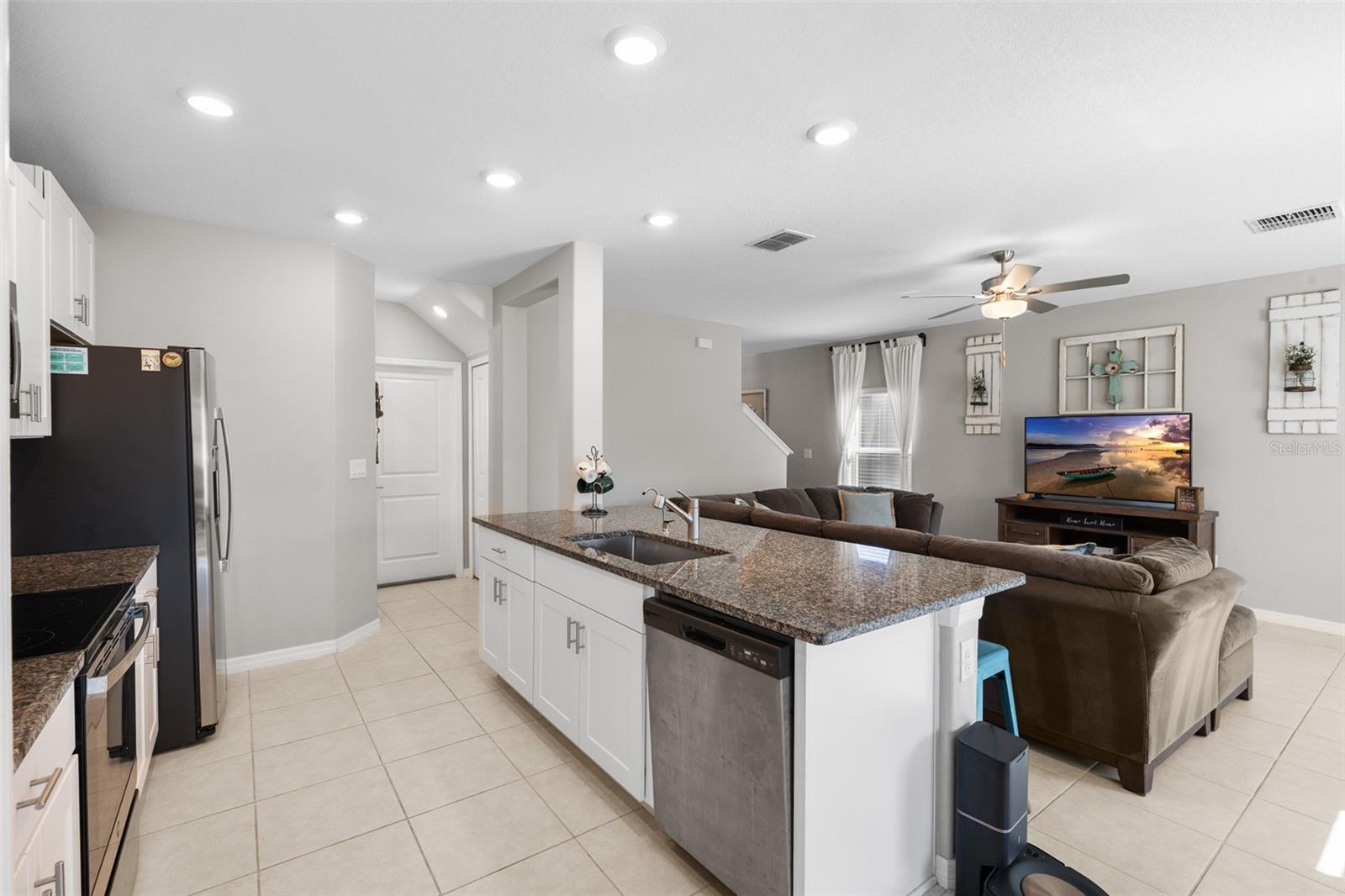 ABBOTT SQUARE PH 1B - Residential