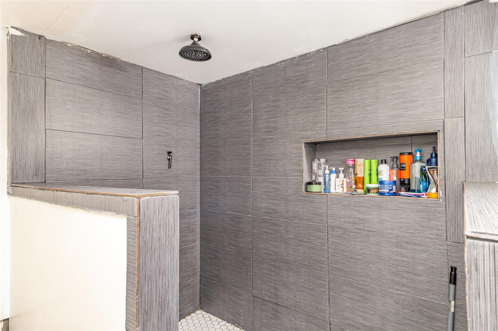 MCMURRAY E R ADD - Residential