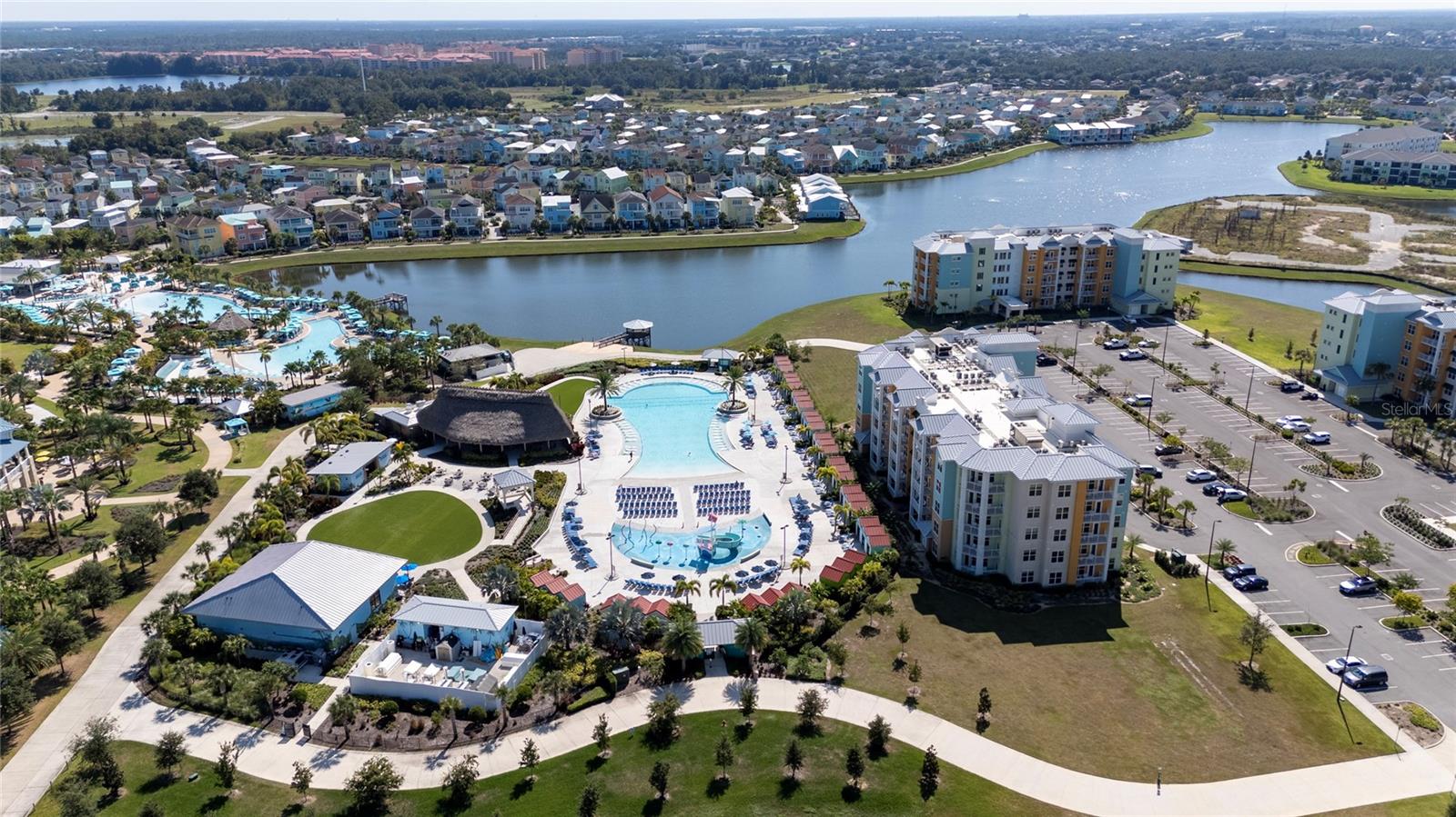 SUNSET WALK HOTEL CONDO PH 2-5 - Residential