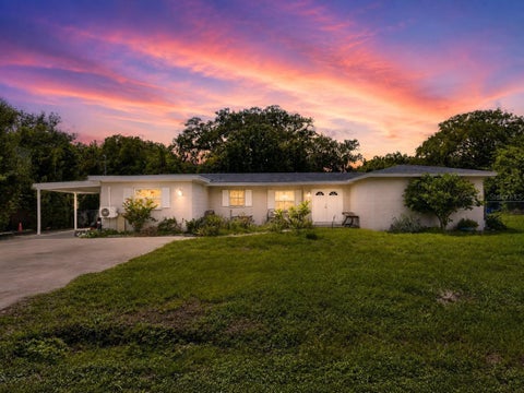 Photo of 202 9th Street NE, Ruskin, FL 33570 (MLS # TB8539056)