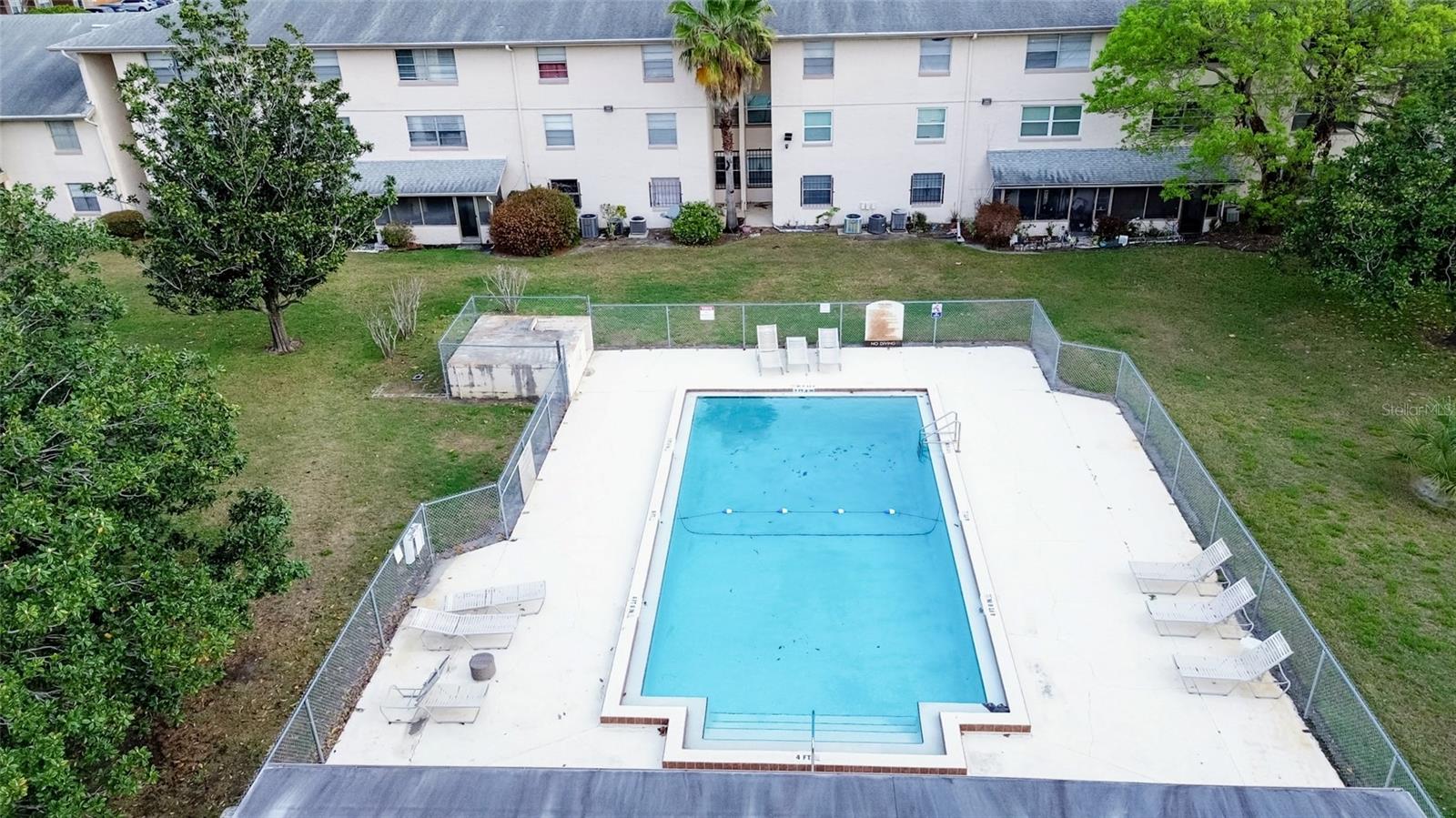 COMMODORE PLACE CONDO - Residential