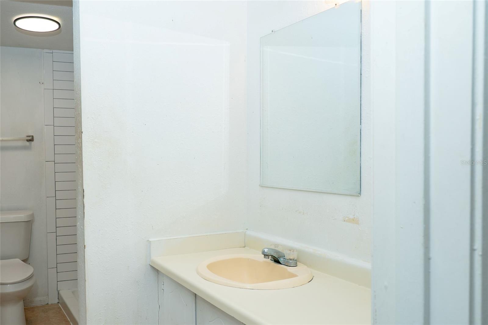 COMMODORE PLACE CONDO - Residential