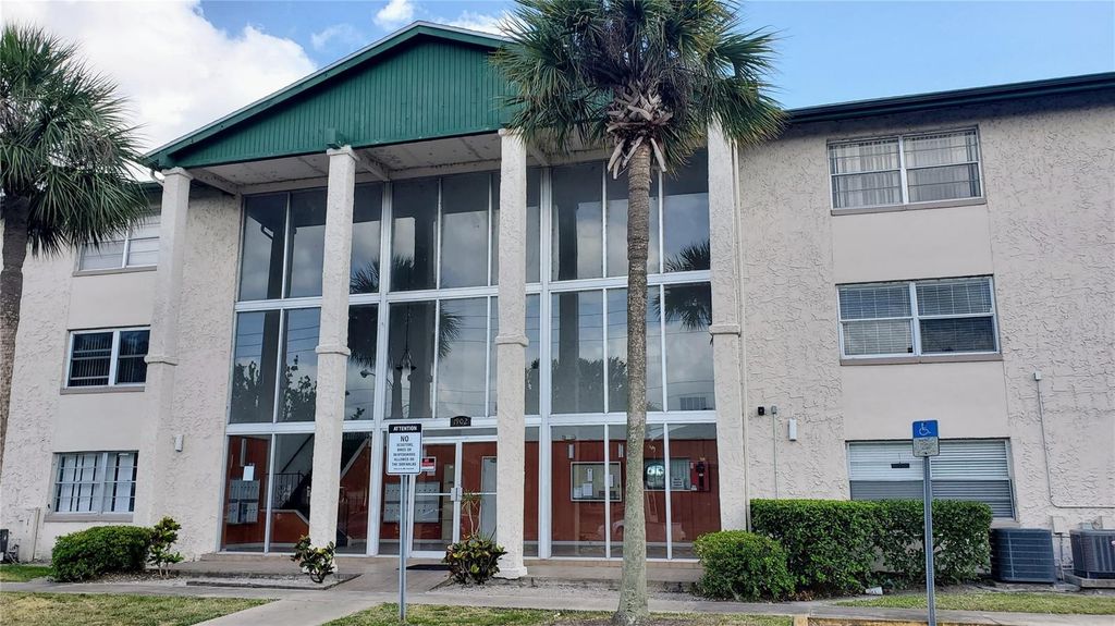 Photo of 1902 Honour Road #22, Orlando, FL 32839 (MLS # O6392038)