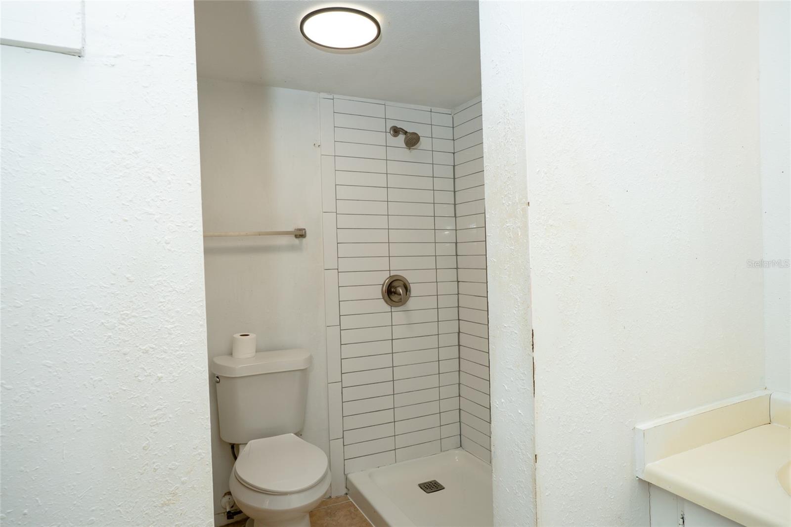 COMMODORE PLACE CONDO - Residential