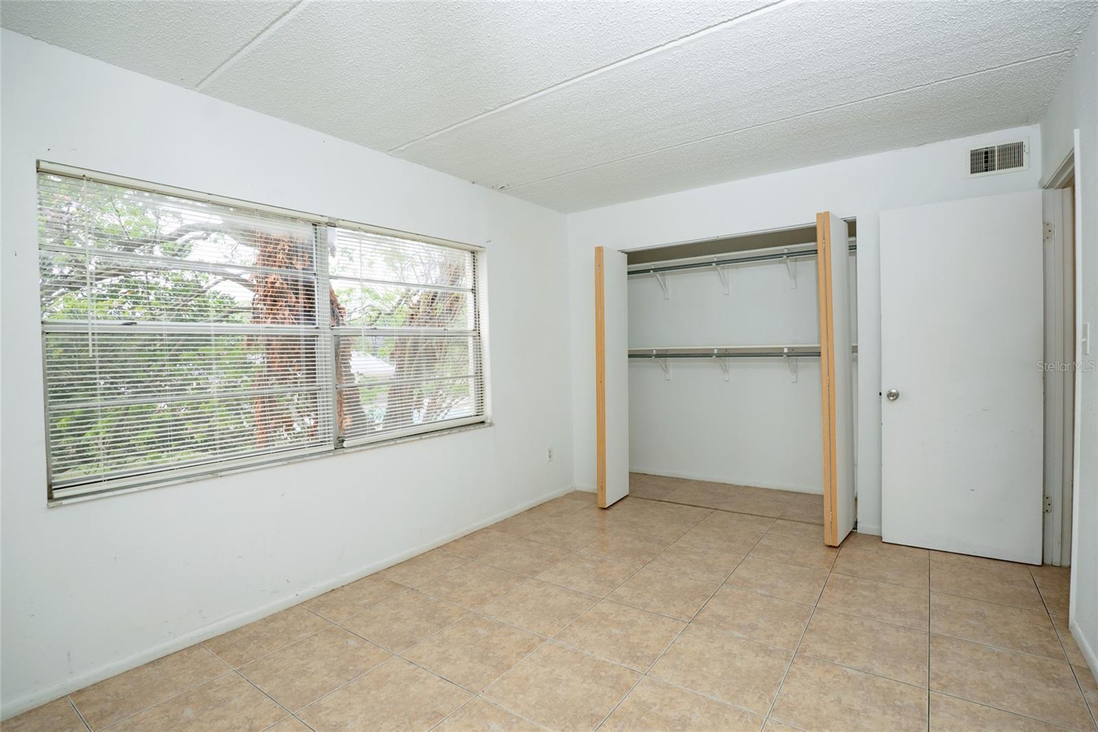 COMMODORE PLACE CONDO - Residential