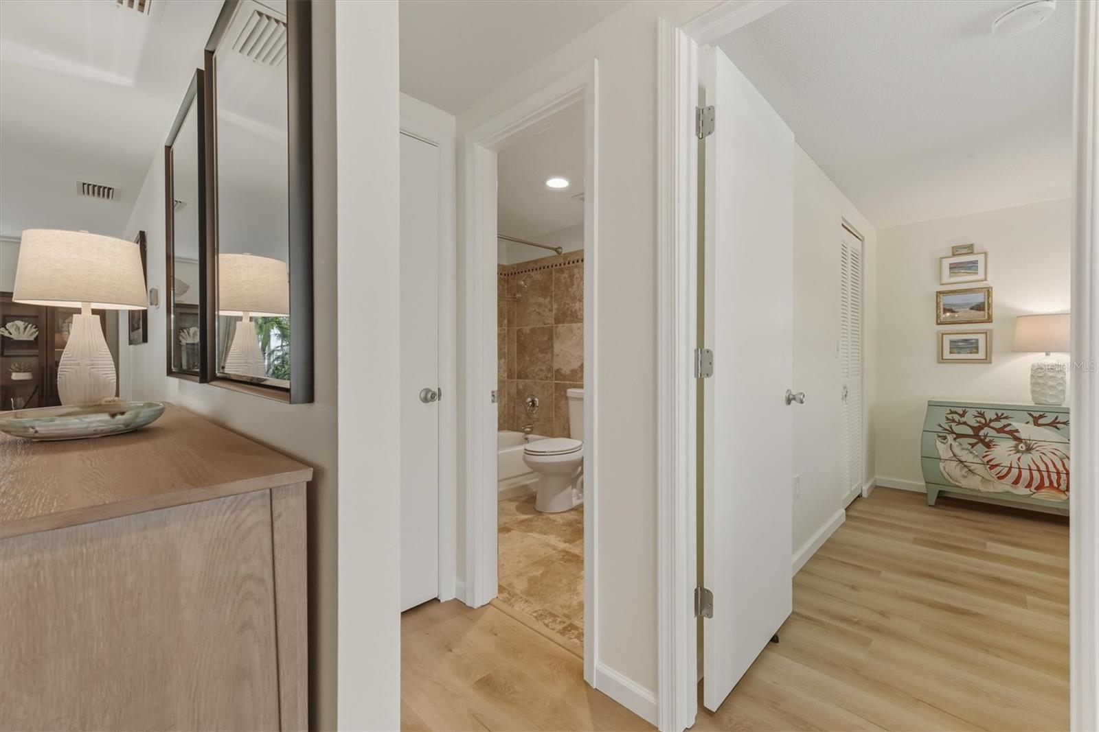 588 CIRCLEWOOD DRIVE S3-1