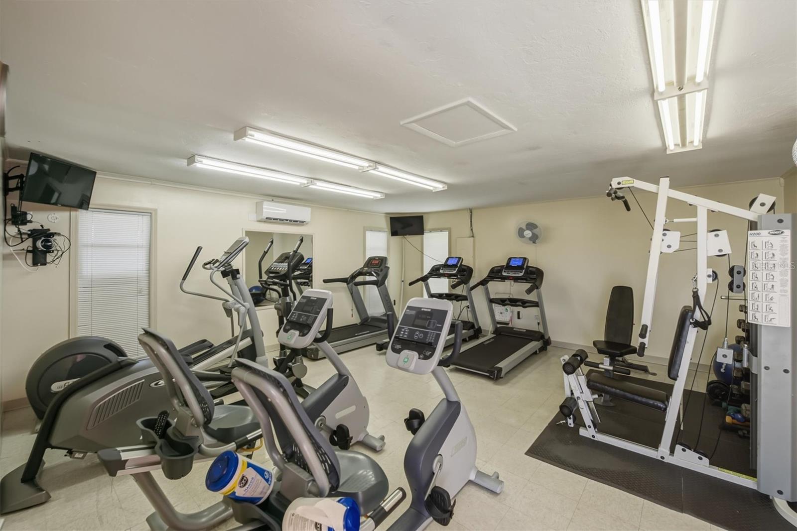 CIRCLE WOODS OF VENICE 2 - Residential