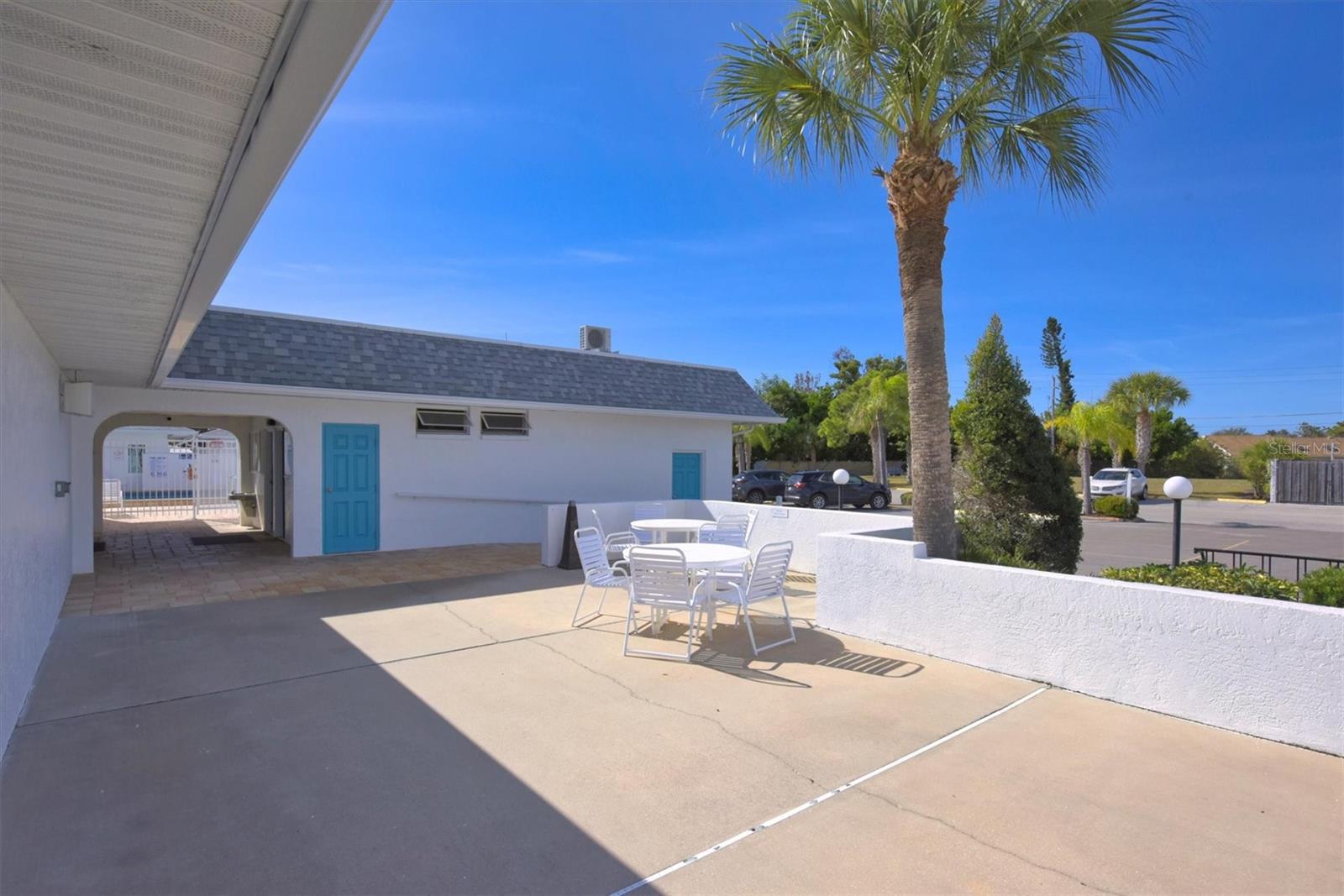 CIRCLE WOODS OF VENICE 2 - Residential